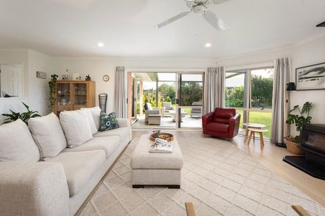 Photo of property in 7 Island Vista, Athenree, Katikati, 3177