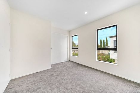 Photo of property in 60c Heybridge Street, Manurewa, Auckland, 2102