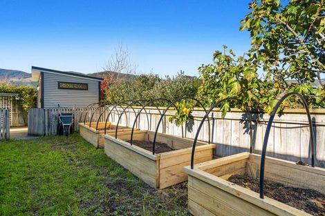 Photo of property in 28 Woodstock Place, Stoke, Nelson, 7011