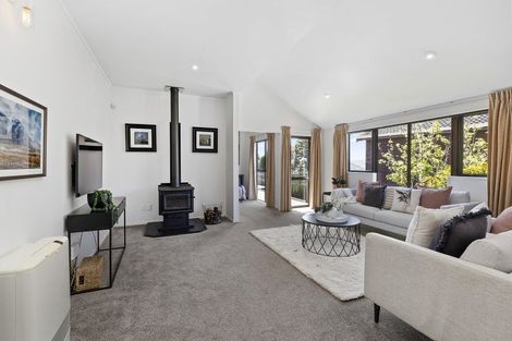 Photo of property in 72 Beacon Hill Road, Strathmore Park, Wellington, 6022