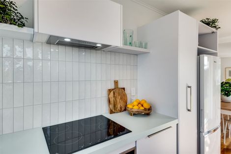 Photo of property in 3b White Street, Taradale, Napier, 4112