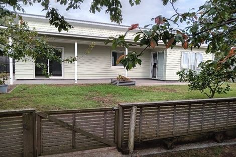 Photo of property in 11 Titoki Avenue, Mangere Bridge, Auckland, 2022