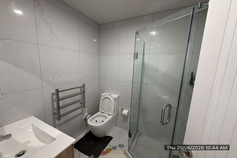 Photo of property in 2/5 Browns Road, Manurewa, Auckland, 2102