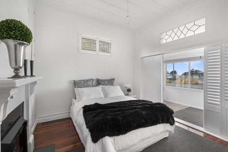 Photo of property in 407 Marine Parade, Napier South, Napier, 4110