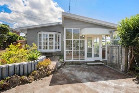 Photo of property in 5 Tiber Road, Forrest Hill, Auckland, 0620