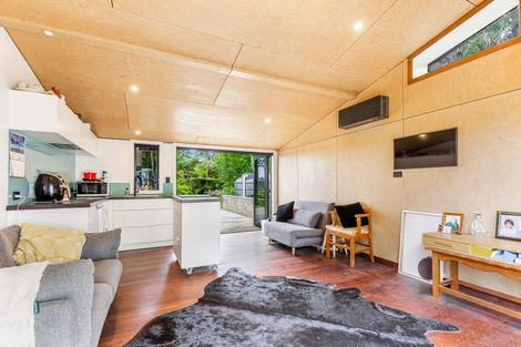 Photo of property in 48 Ngarahana Avenue, Paremoremo, Auckland, 0632