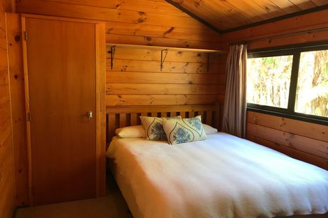 Photo of property in 15 Tombleson Road, Lake Rotoma, Rotorua, 3074