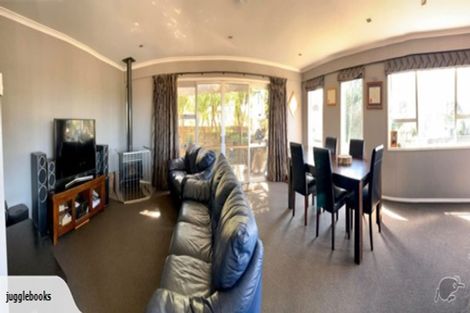 Photo of property in 21 Neri Crescent, Pomare, Rotorua, 3015