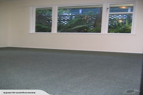 Photo of property in 25 Stewart Drive, Newlands, Wellington, 6037