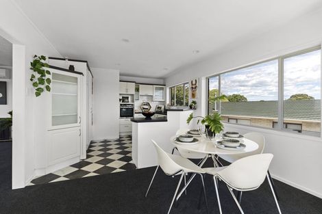 Photo of property in 3 Park Lane, Waitara, 4320