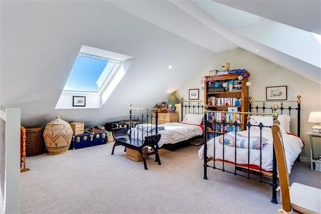 Photo of property in 18 Lucknow Terrace, Hospital Hill, Napier, 4110