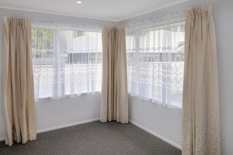 Photo of property in 48c Queens Grove, Hutt Central, Lower Hutt, 5010
