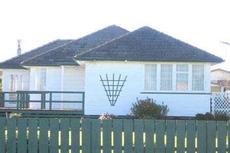 Photo of property in 55 Alma Crescent, Papakura, 2110