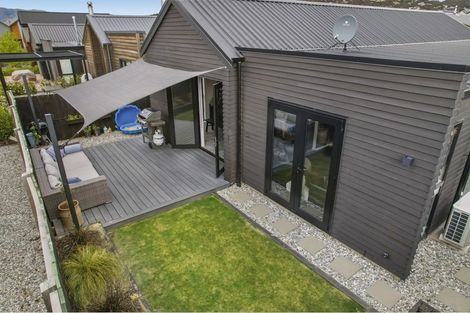 Photo of property in 20 Obelisk Street, Wanaka, 9305