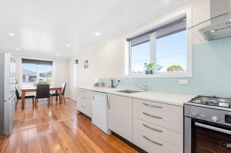 Photo of property in 51 Golders Road, Elderslea, Upper Hutt, 5018