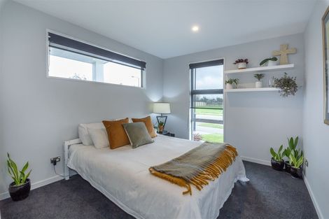 Photo of property in 13 Picadilly Avenue, Casebrook, Christchurch, 8051