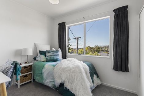 Photo of property in 12b Penton Road, Stanmore Bay, Whangaparaoa, 0932