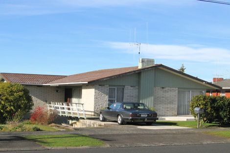 Photo of property in 20 Garden Heights Avenue, Glenview, Hamilton, 3206