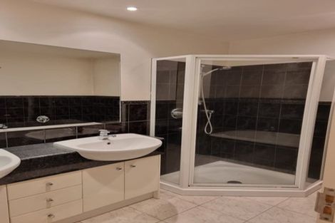 Photo of property in 3f/175 Hurstmere Road, Takapuna, Auckland, 0622