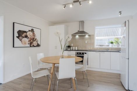 Photo of property in 64 Farrington Avenue, Bishopdale, Christchurch, 8053