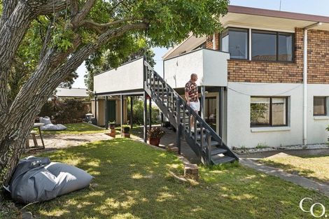 Photo of property in 4/10 Sutherland Avenue, Mount Maunganui, 3116