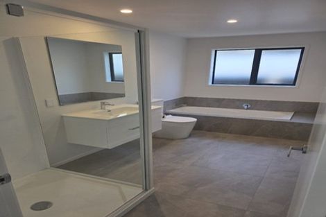Photo of property in 452a Saint Aubyn Street, Moturoa, New Plymouth, 4310