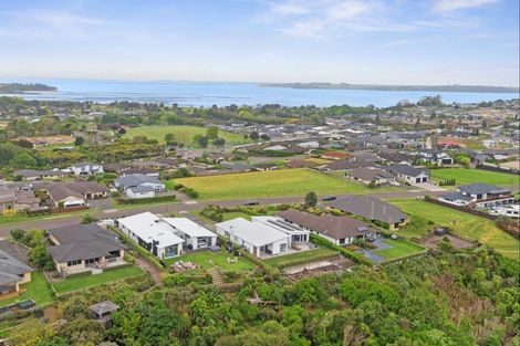 Photo of property in 16 Holyoake Terrace, Omokoroa, 3114