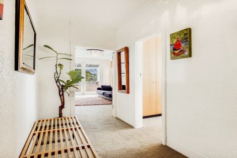 Photo of property in 7/2 Herne Bay Road, Herne Bay, Auckland, 1011