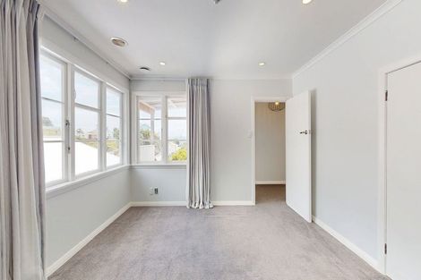 Photo of property in 87 Farnham Street, Mornington, Wellington, 6021