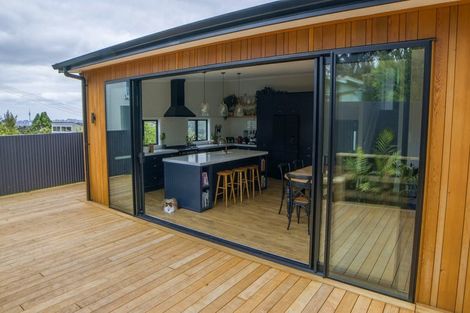 Photo of property in 50b Rangatira Road, Beach Haven, Auckland, 0626