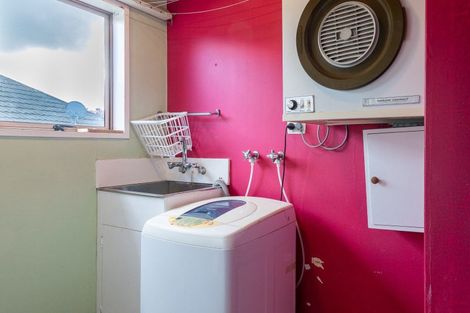 Photo of property in 1 Sheridan Crescent, Leamington, Cambridge, 3432