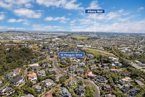 Photo of property in 44 Penguin Drive, Murrays Bay, Auckland, 0630