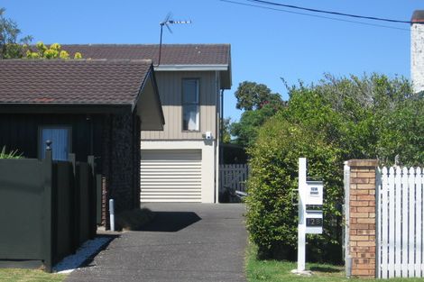 Photo of property in 1/12 Stanley Avenue, Milford, Auckland, 0620