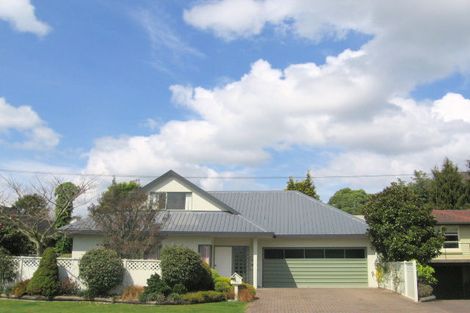 Photo of property in 4a Selwyn Road, Lynmore, Rotorua, 3010