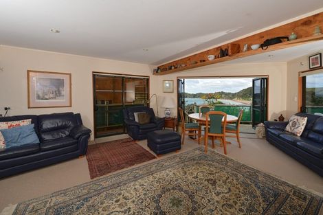 Photo of property in 3 Kaone Point Road, Matapouri, Whangarei, 0173