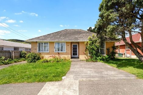 Photo of property in 48 Driver Crescent, Cannons Creek, Porirua, 5024