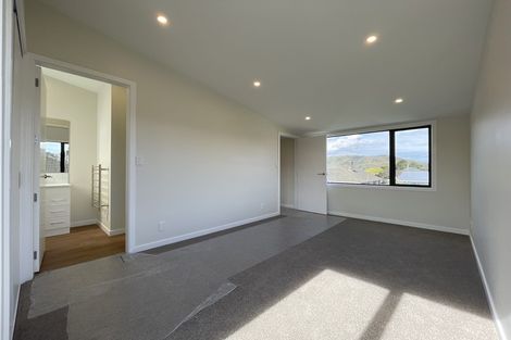 Photo of property in 392a Cambridge Terrace, Naenae, Lower Hutt, 5011