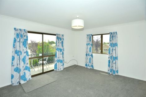 Photo of property in 15 Sawtell Place, Northcote, Christchurch, 8052