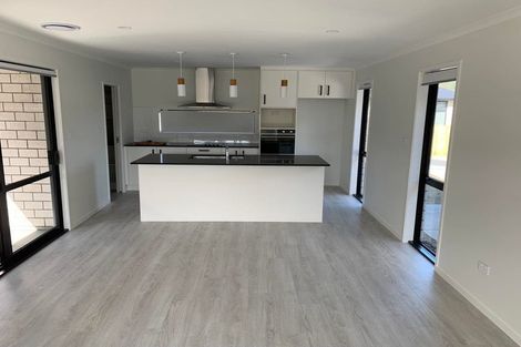 Photo of property in 11 Tarata Place, Owhata, Rotorua, 3010