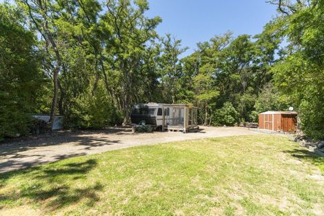 Photo of property in 16 Parawera Drive, Acacia Bay, Taupo, 3330