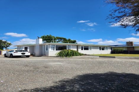 Photo of property in 4 Woburn Place, Takaro, Palmerston North, 4412