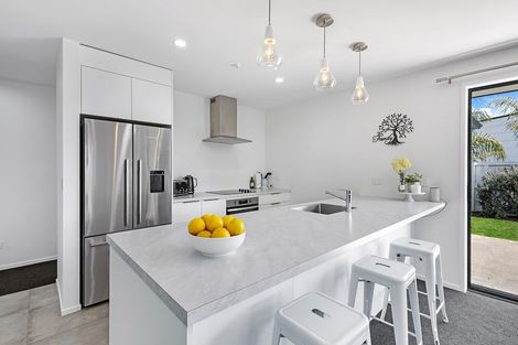 Photo of property in 27 Smith Street, Lepperton, New Plymouth, 4373