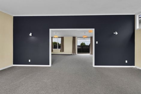 Photo of property in 3 Fernleigh Street, Ferndale, New Plymouth, 4310