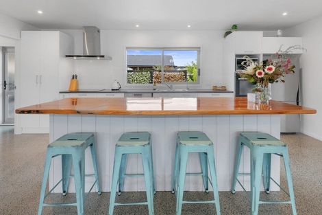 Photo of property in 28d Marram Place, Mangawhai Heads, Mangawhai, 0505