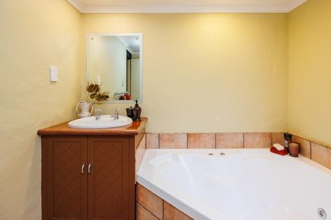 Photo of property in 457a College Street, Hokowhitu, Palmerston North, 4410