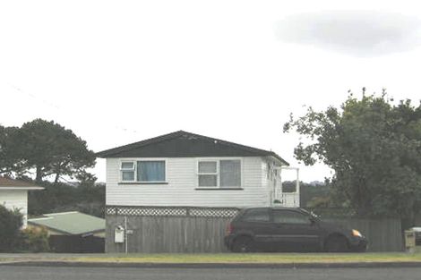 Photo of property in 1/302 Sunset Road, Windsor Park, Auckland, 0632