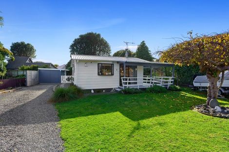 Photo of property in 17 Old Coach Road South, Otaki Beach, Otaki, 5512