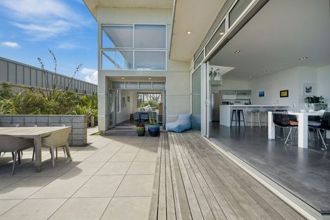 Photo of property in 14 Beachview Grove, Peka Peka, Waikanae, 5391