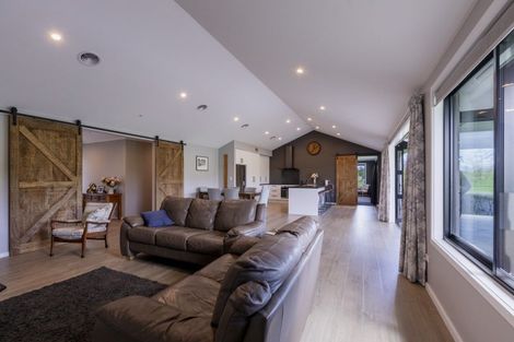 Photo of property in 102 Lindsay Road, Waipukurau, 4283