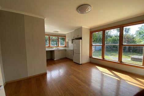 Photo of property in 5 Nyton Place, Bryndwr, Christchurch, 8053